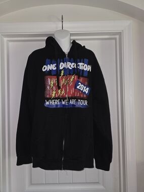 One Direction Adult Unisex XL Black Zip Hoodie w/ 2014 Where We Are Tour Graphic